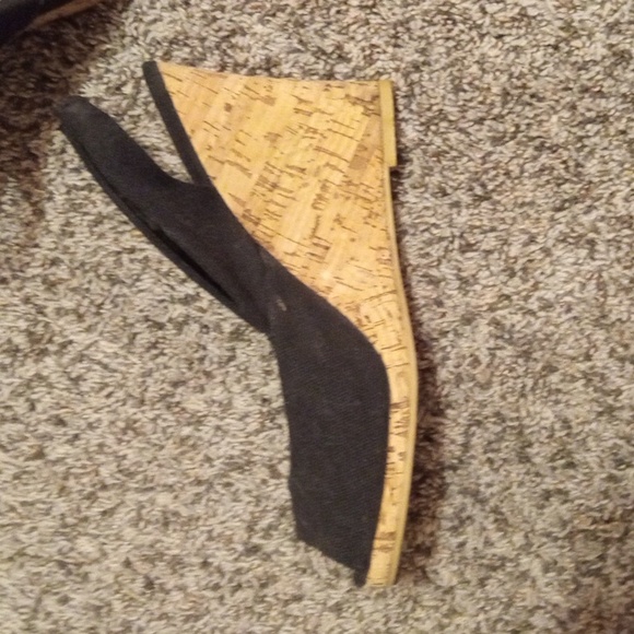 Black Heels - Picture 2 of 5